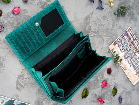 Jak wybrać portfel damski? Kompletny poradnik