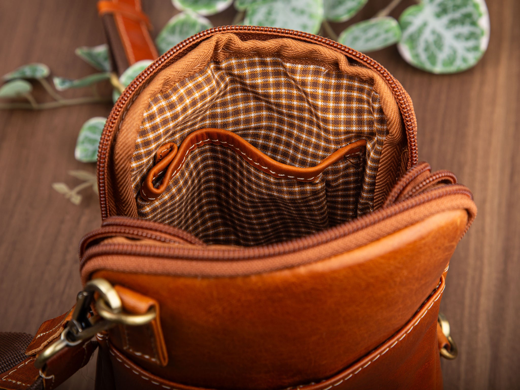 12080687f45a5f3b35d4d1e03b73059d