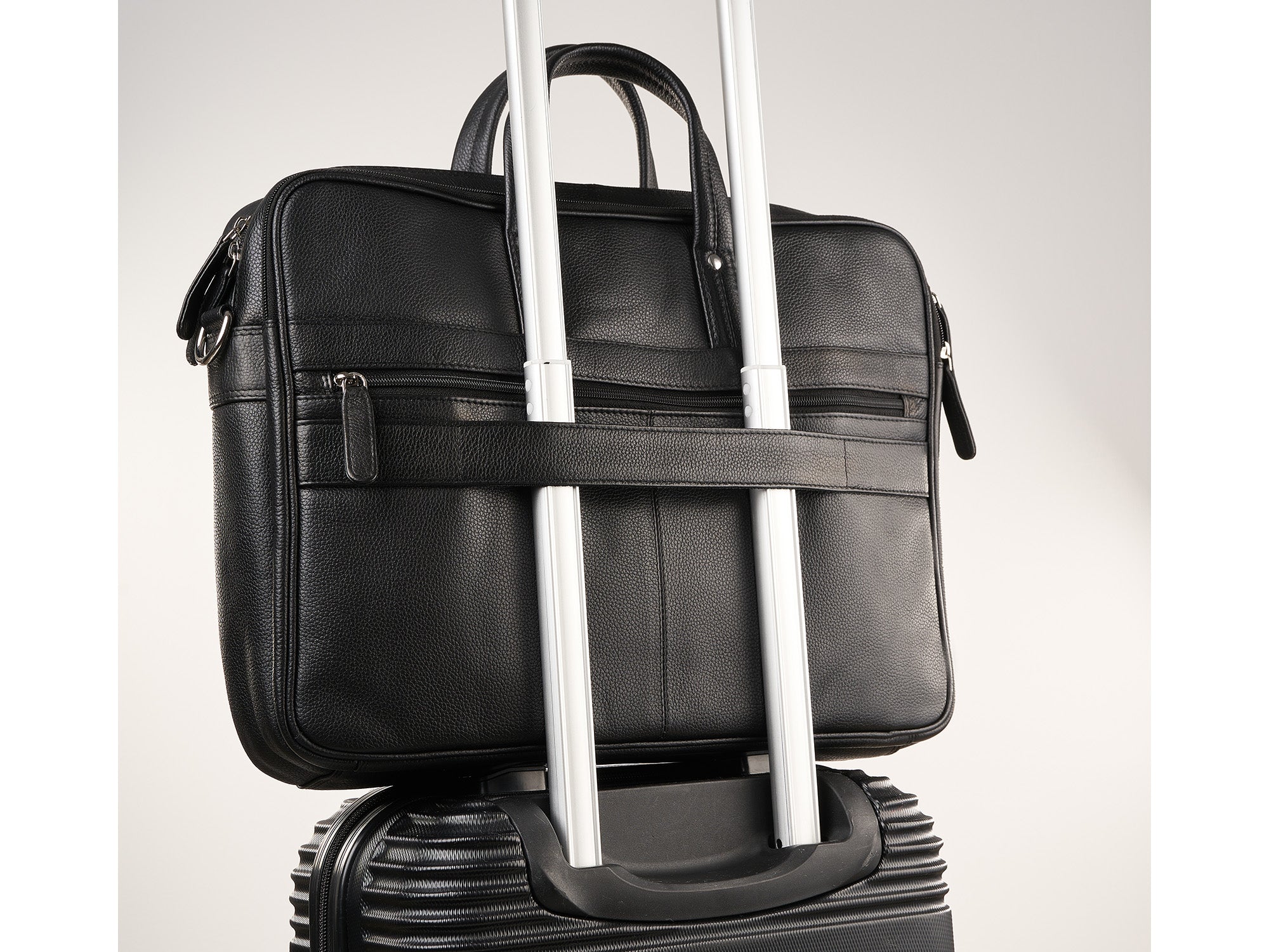 411ae3c55444c9a5be8c5f21951f6e98