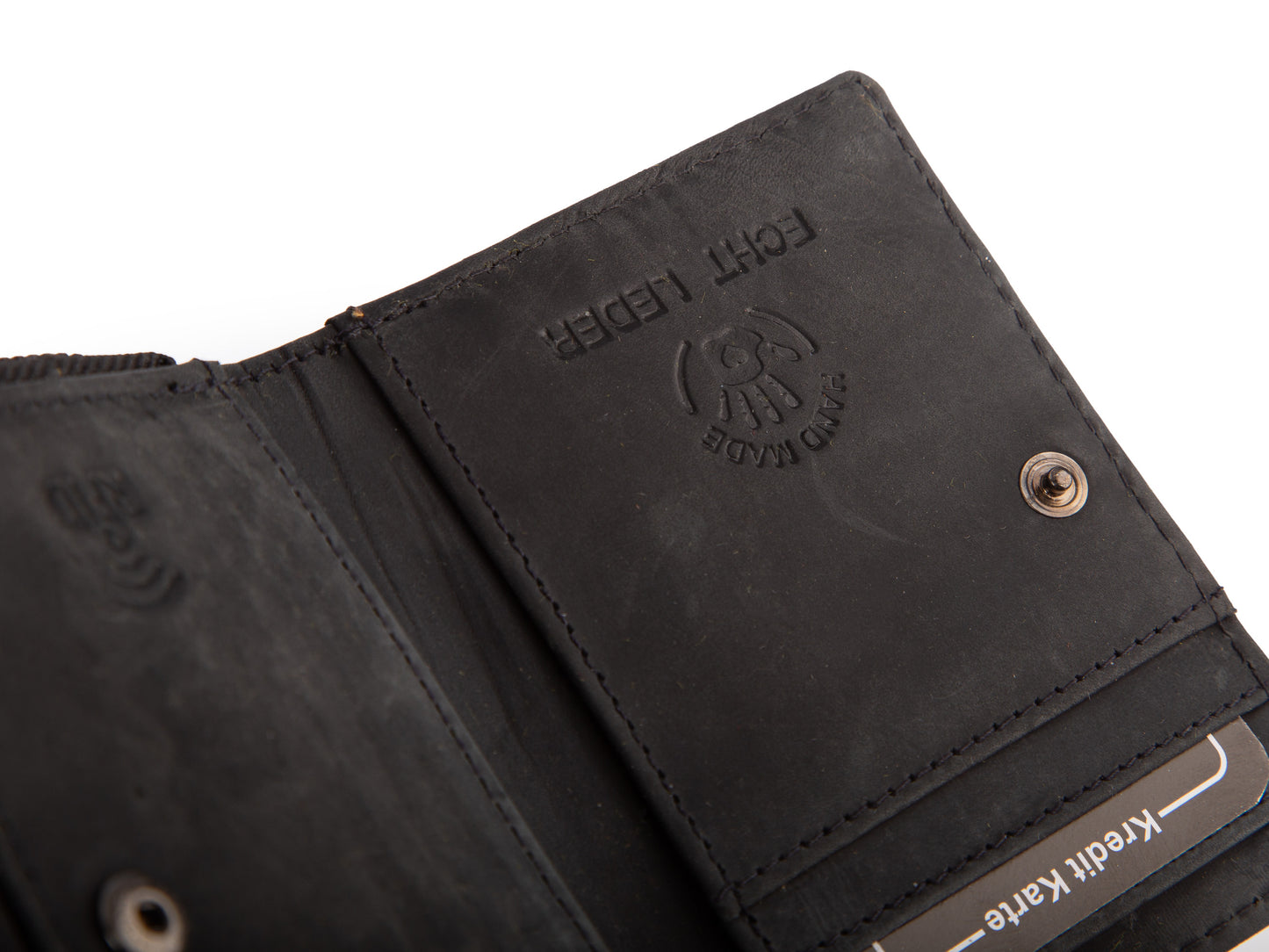 959b99c4e2dd95c5a3f647d6eef7586f