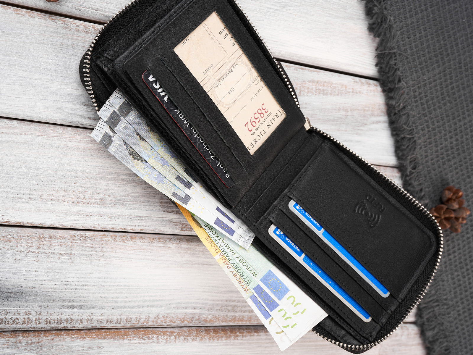 f49489c6f77ee57422e686224f3ee808