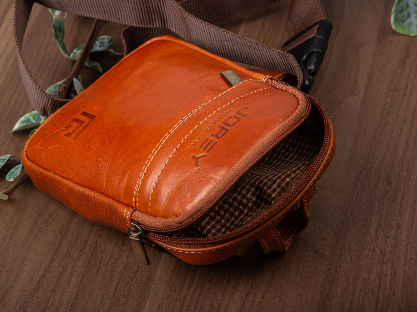 cbf7fb83c9b4c0b8ad5899de66bf8fee