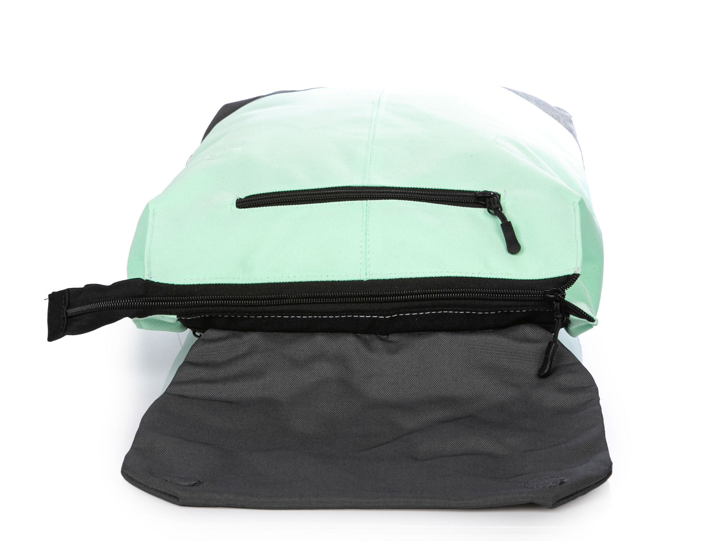 04b3b68a8d6fd933cb9aecc5f6157786