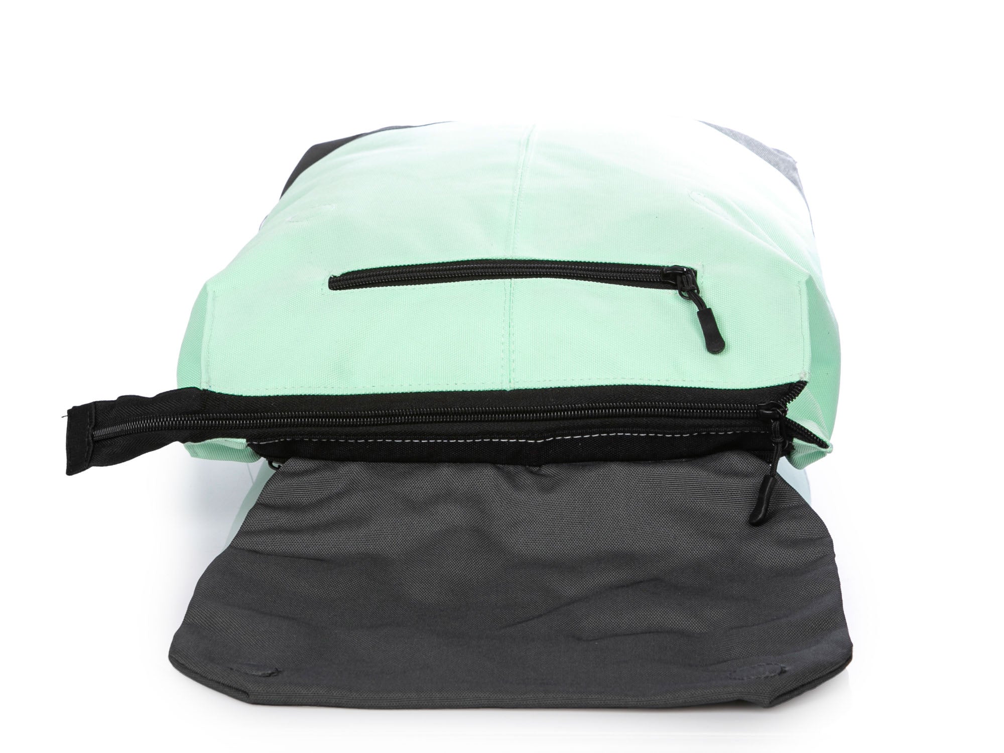 04b3b68a8d6fd933cb9aecc5f6157786