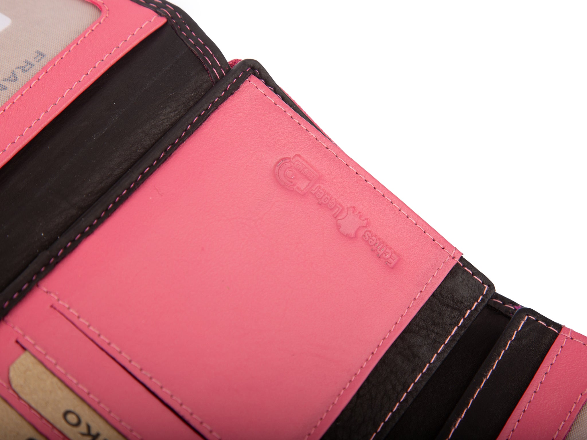 dc0a6c10ee17f49108a5ab6021337072