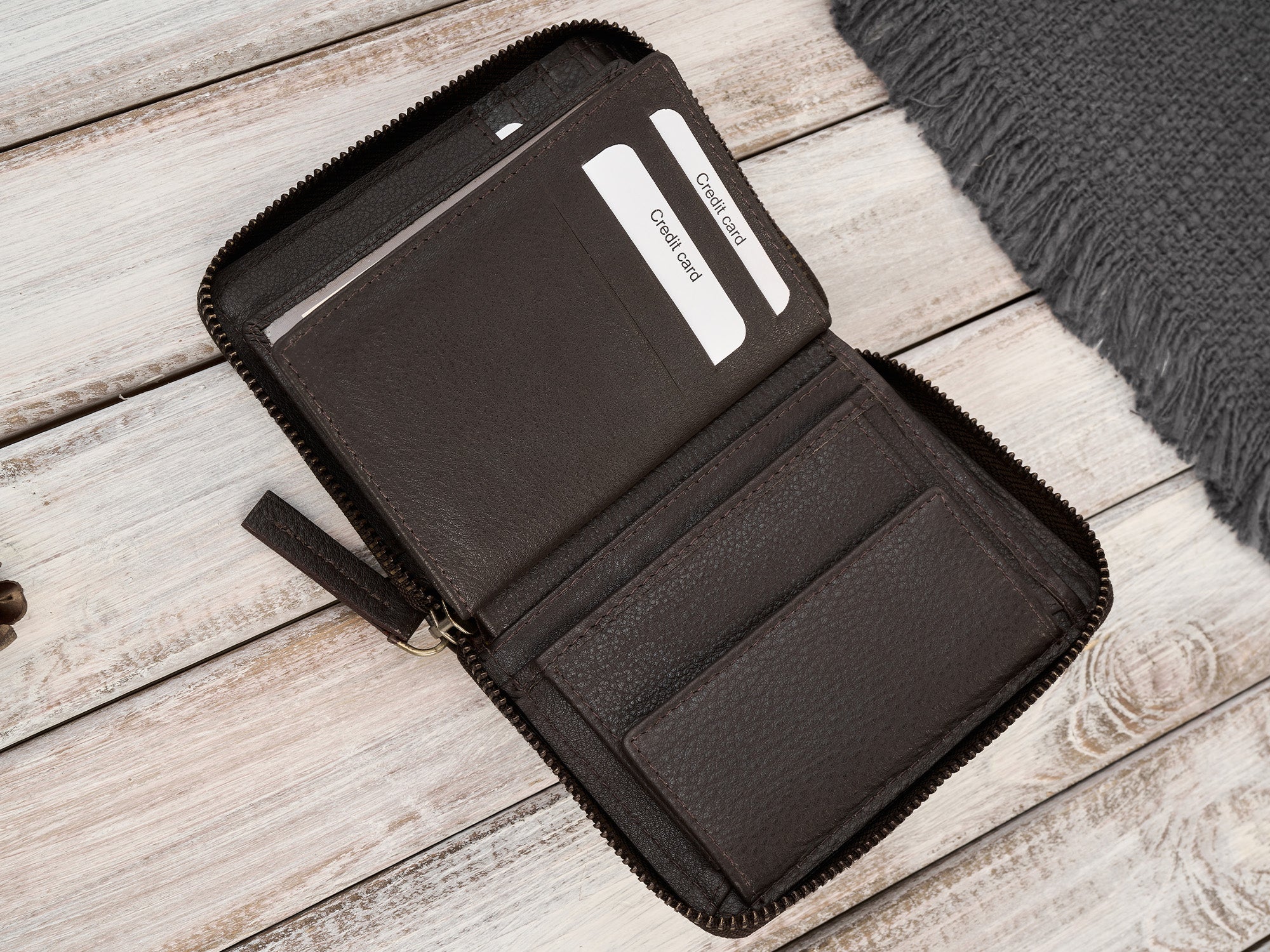 7d16d98f74bd6ffe1ba4e43f1704e83d