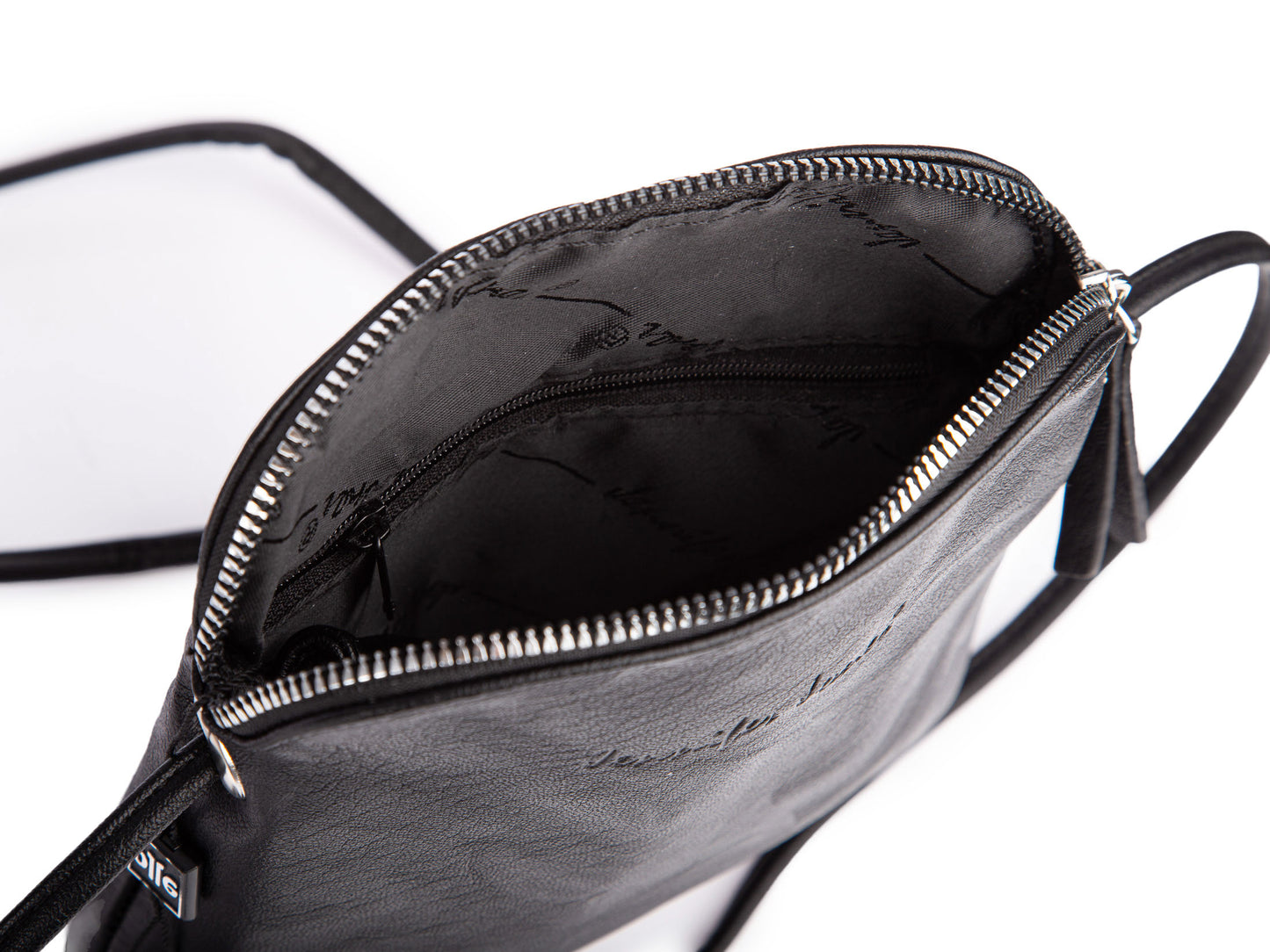 fe56b80baeea0e06ff06040680460781