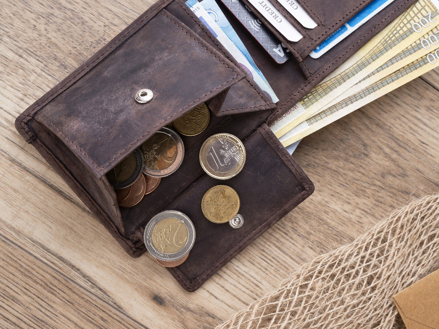 19fe836530bb44677f67915b6a42c636