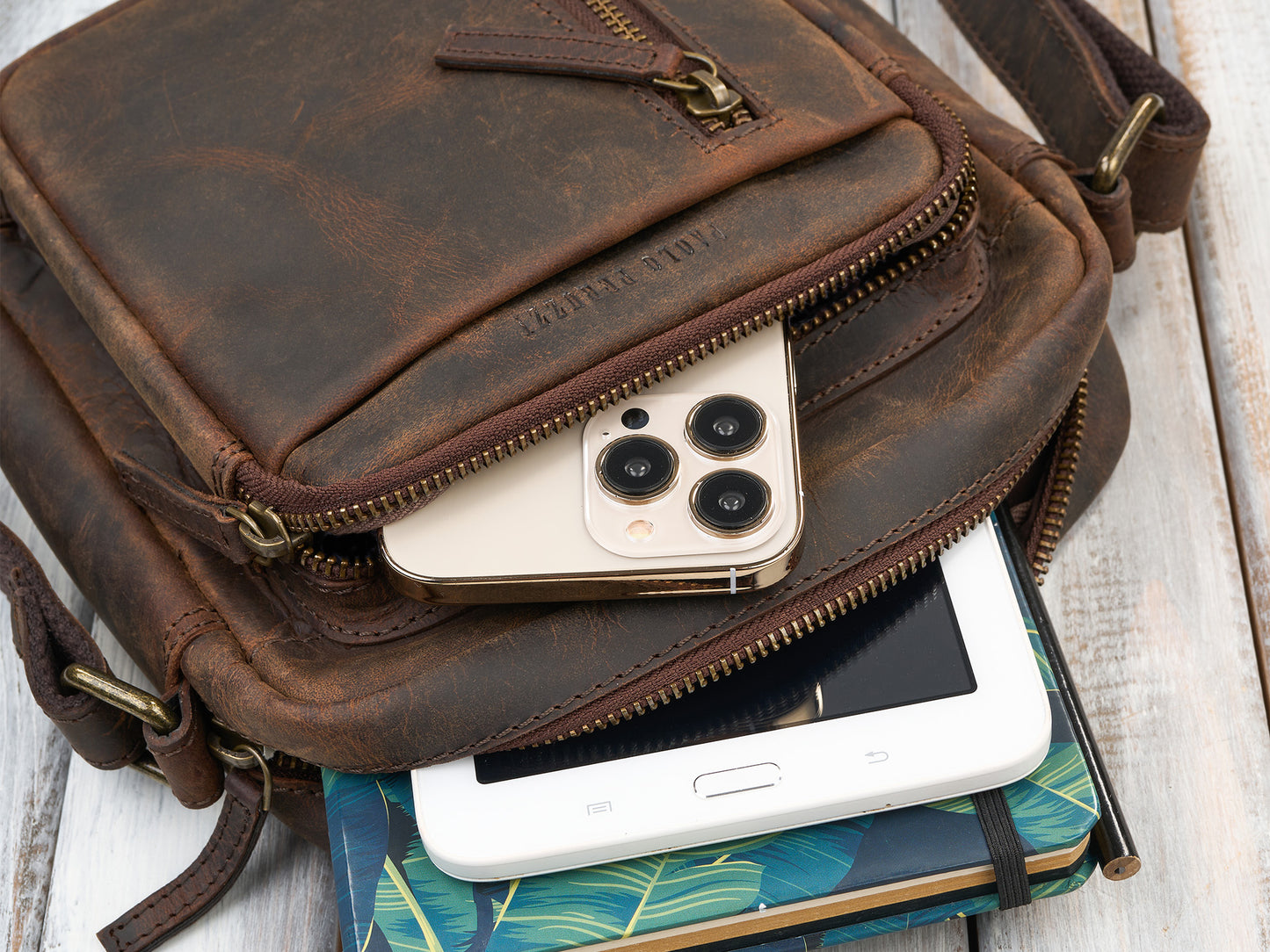 50ebb919975ce2cd03c14f3ab91dcb4b