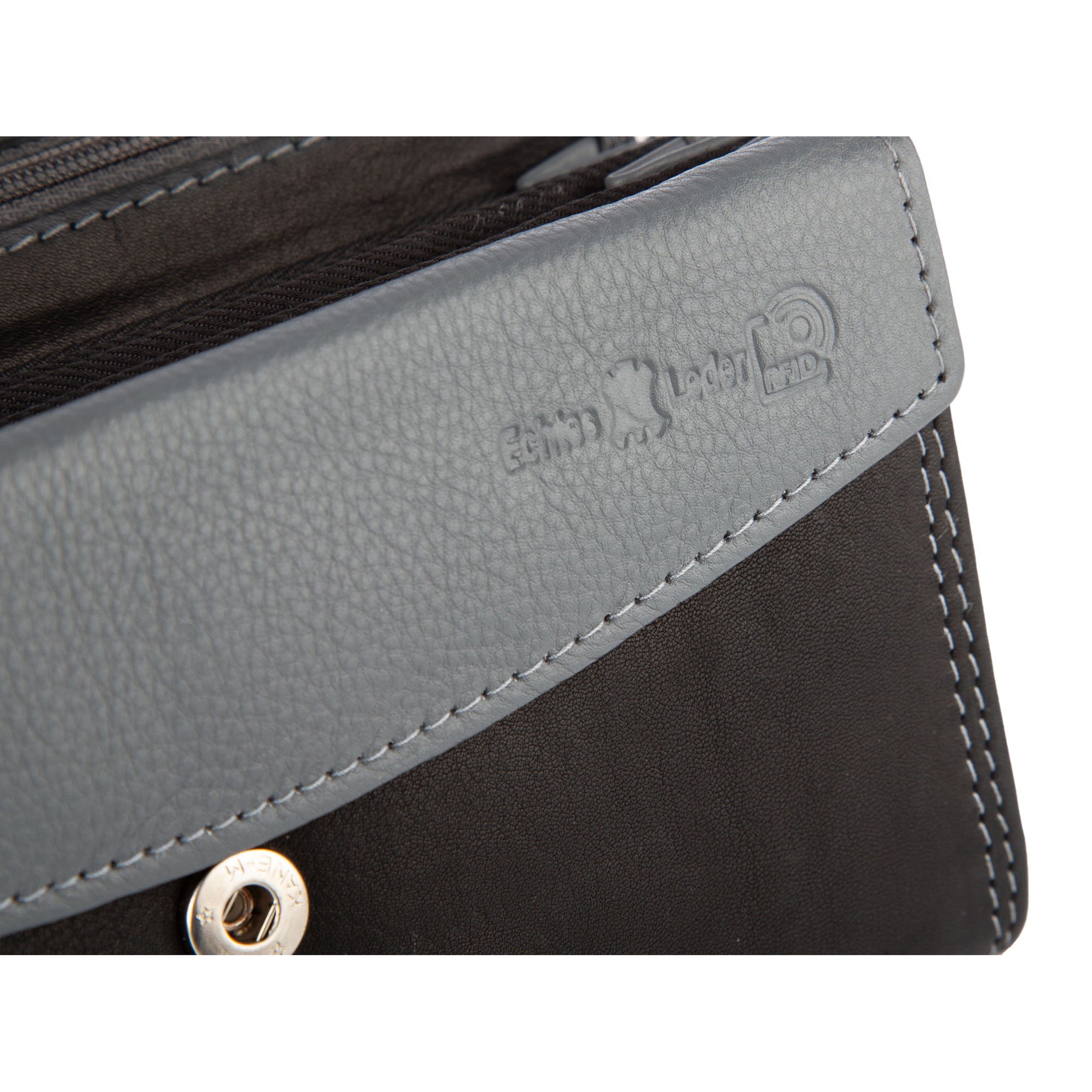 7ec98ab1bb4a92963af67a5406615684