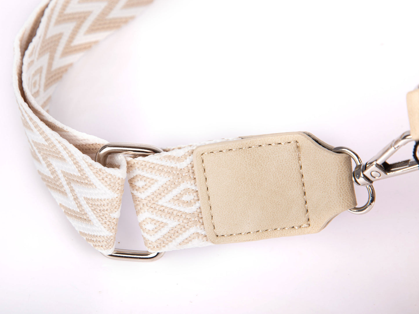 0ef0d5441119dfe9d45d79fc8a7ee98a