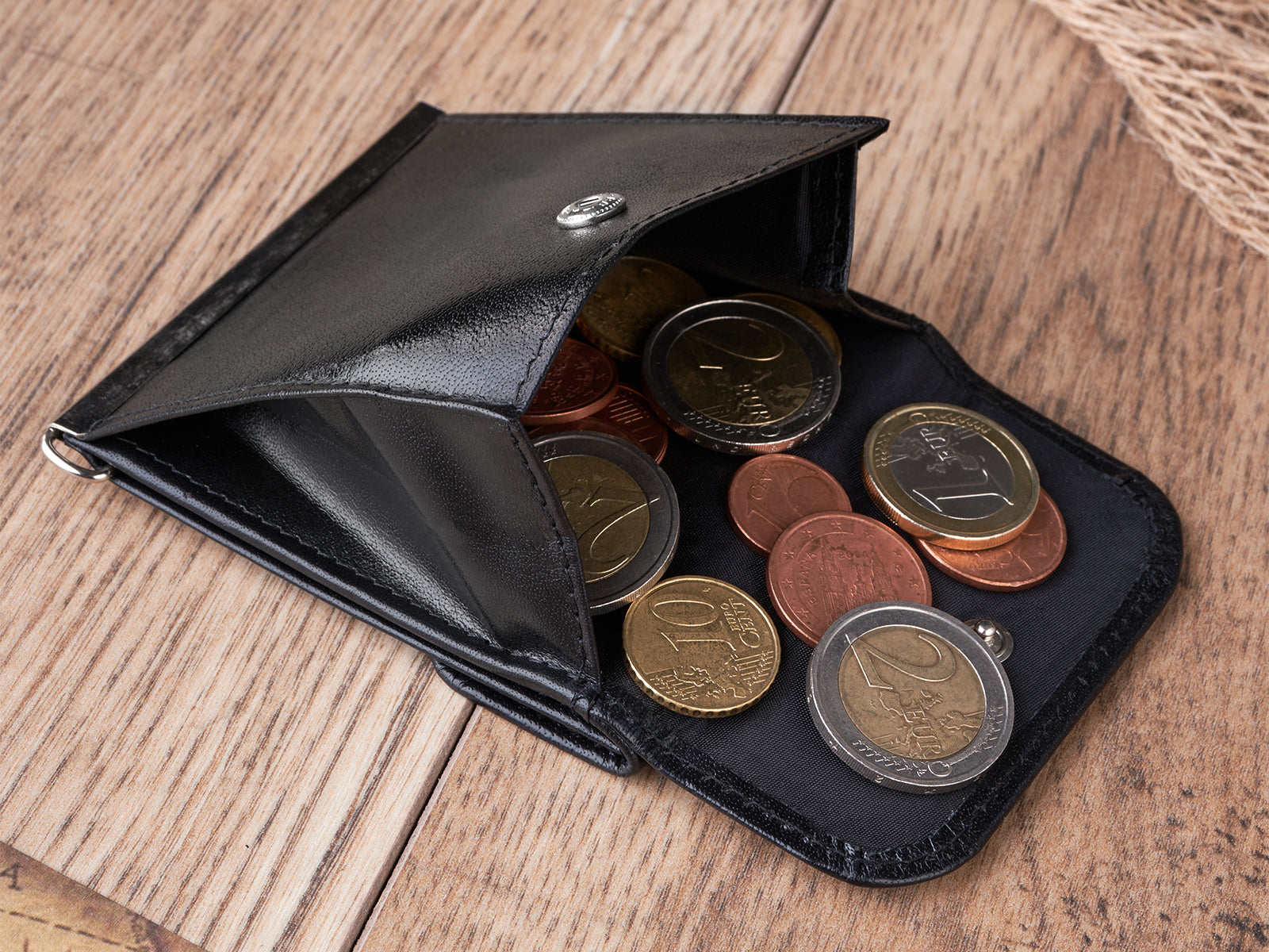 d596df6e4b9bdf05c50763d6e8a6c83e