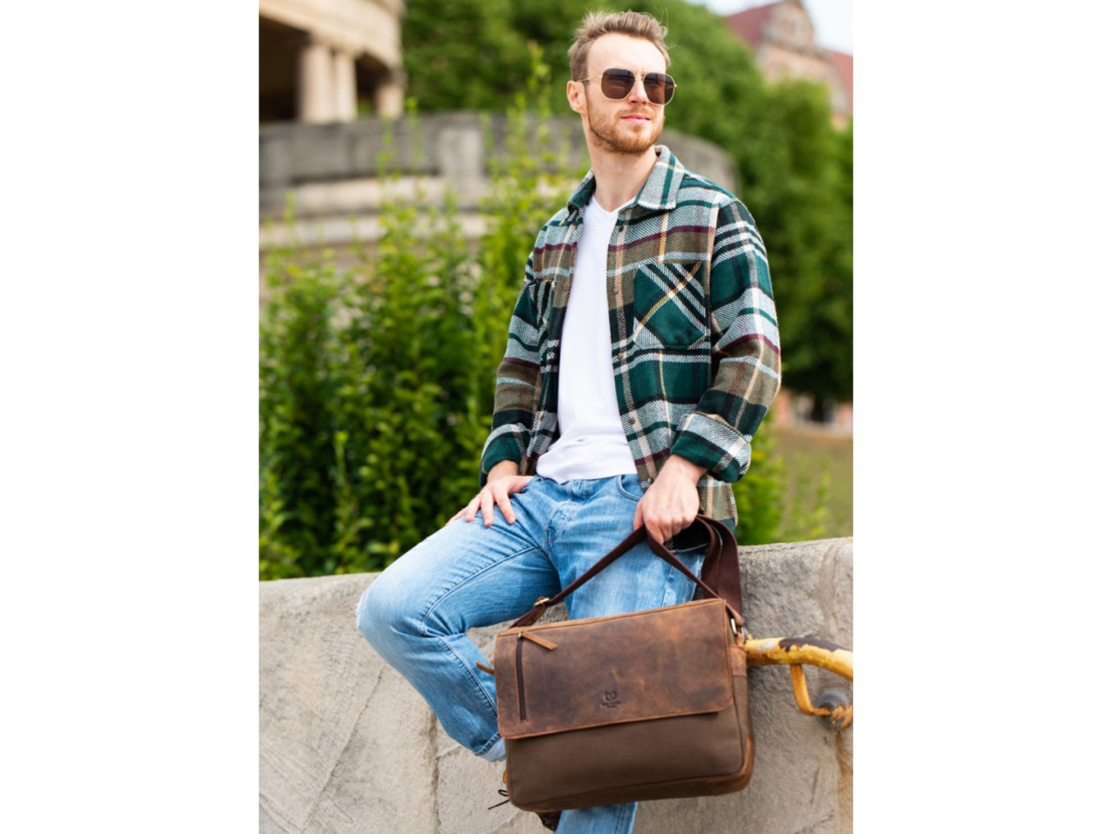 8750735665367771bd97f1565d701987