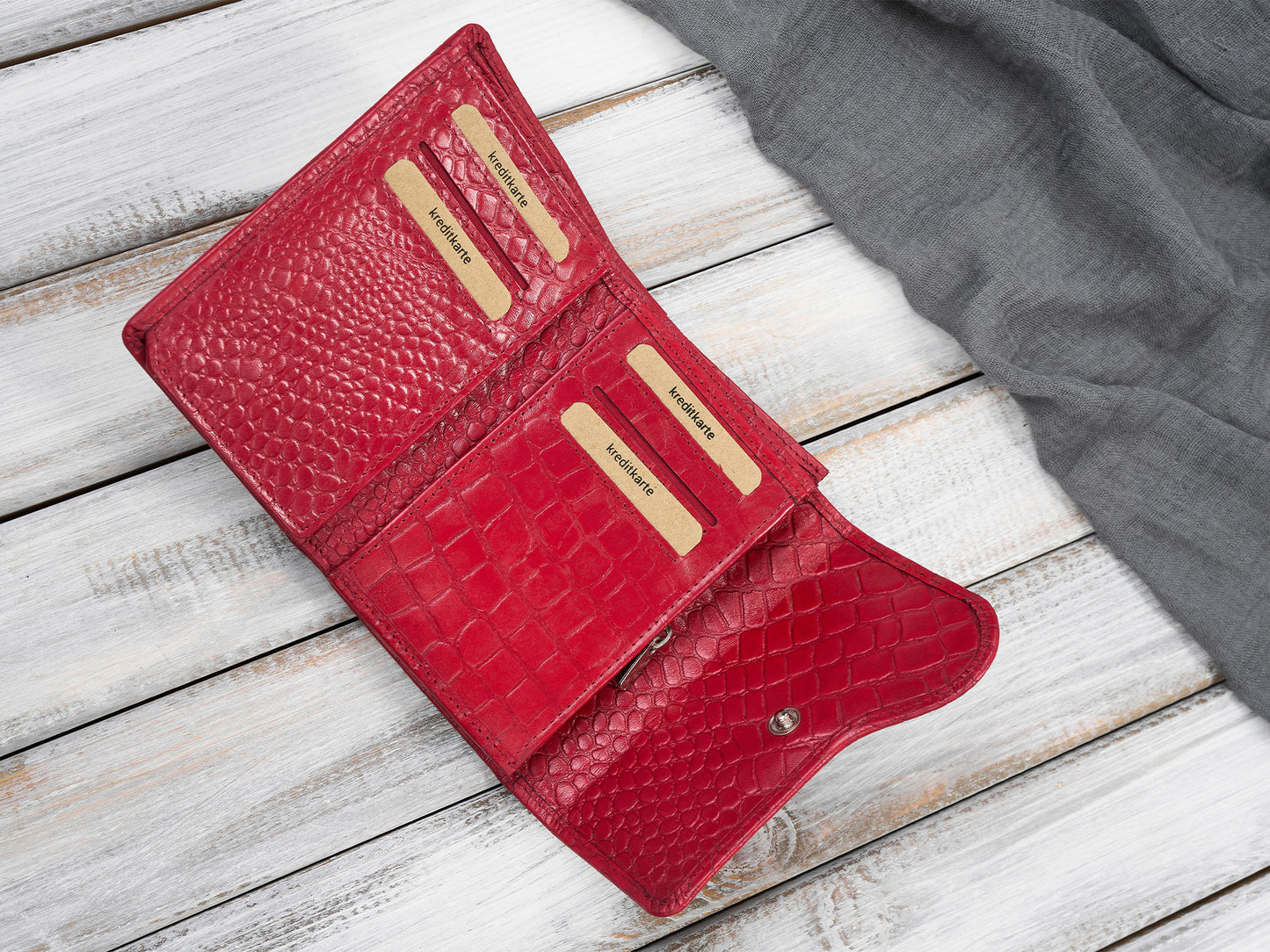 fd62a3184d2a8d40a544f0d4aabdd590