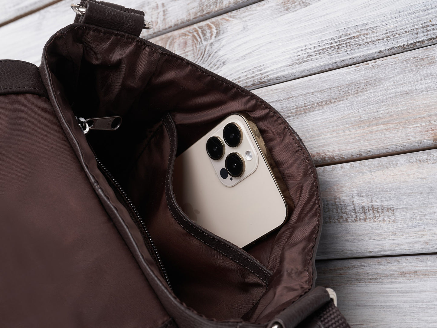 00e088ca4f76fb84d3128a39eb478f43