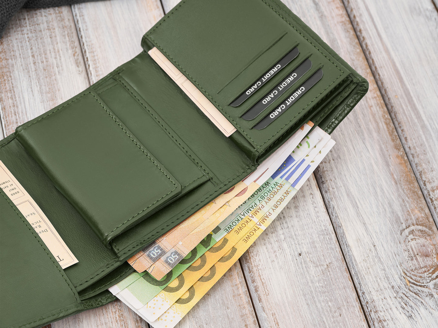 b50ea139711062f8a3bb4308eb9494e5