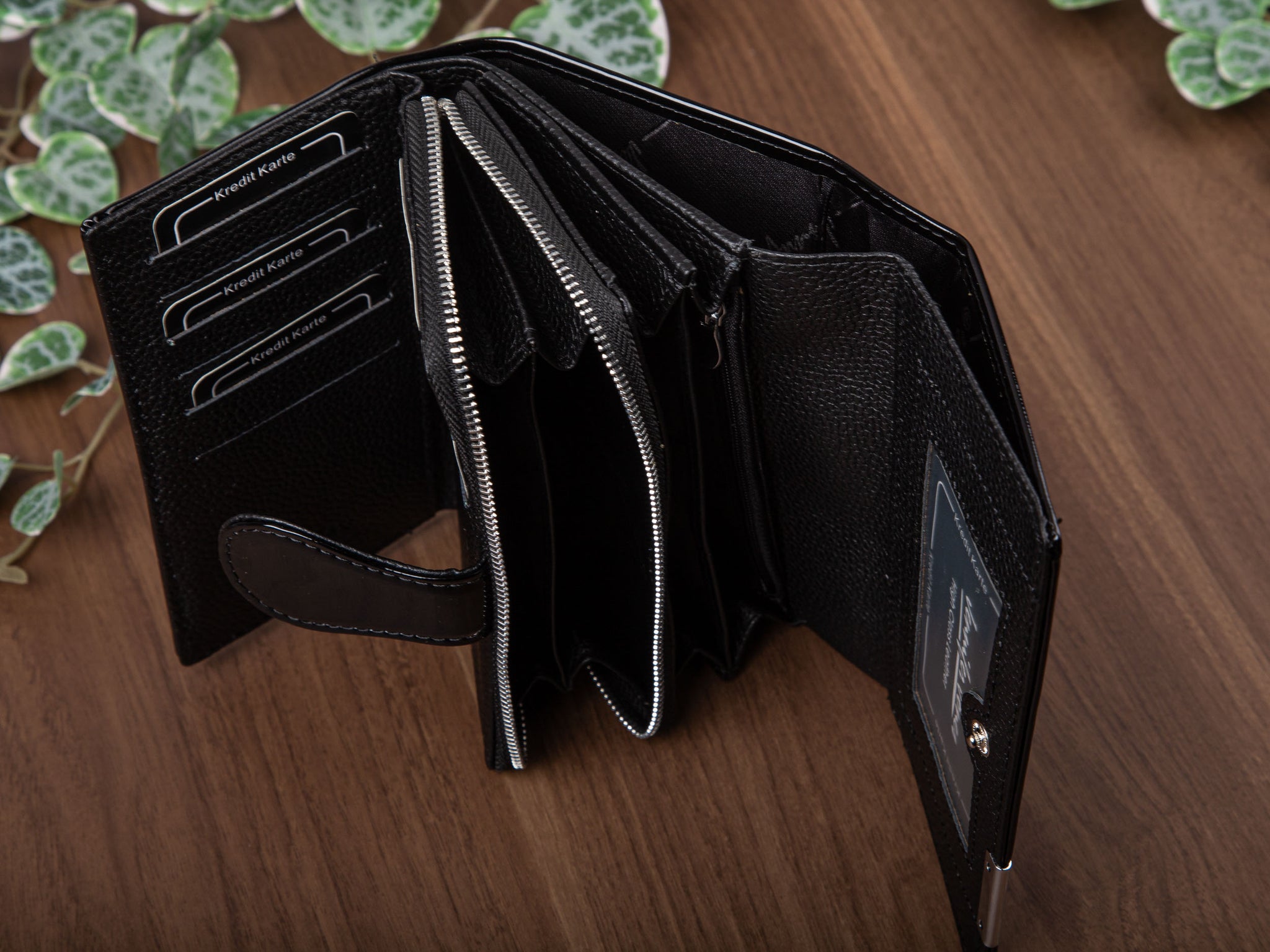 f87238123e9c9f8f823d0b21daf86d8b