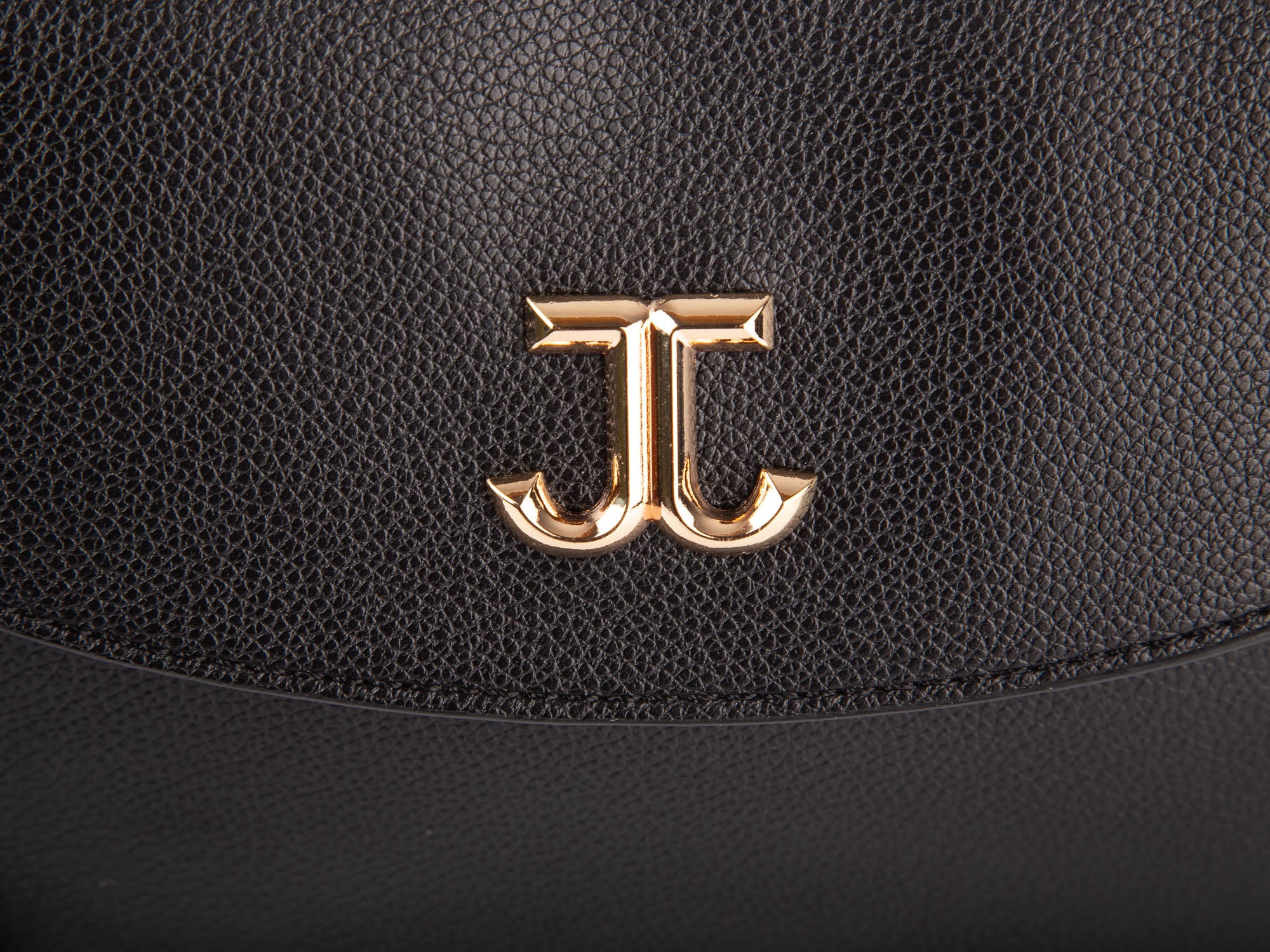 f546da5b444ae1418522b3479d9a60e2