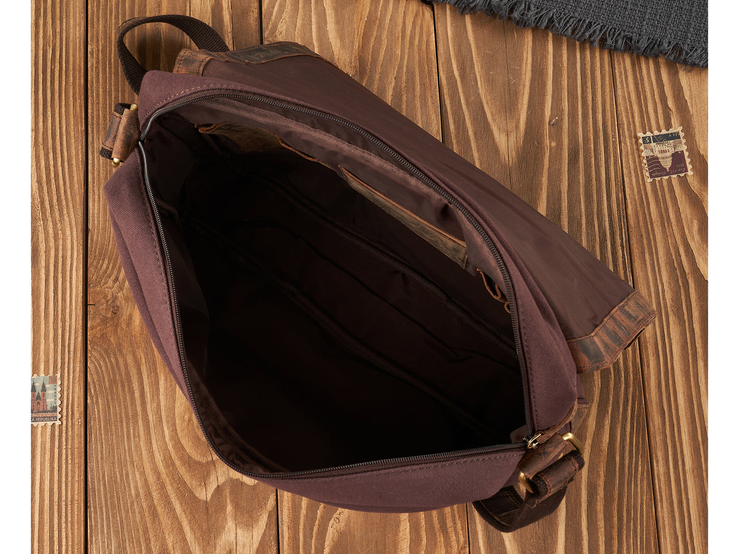 5ebaa081af77ae8e77f8e277751e5817