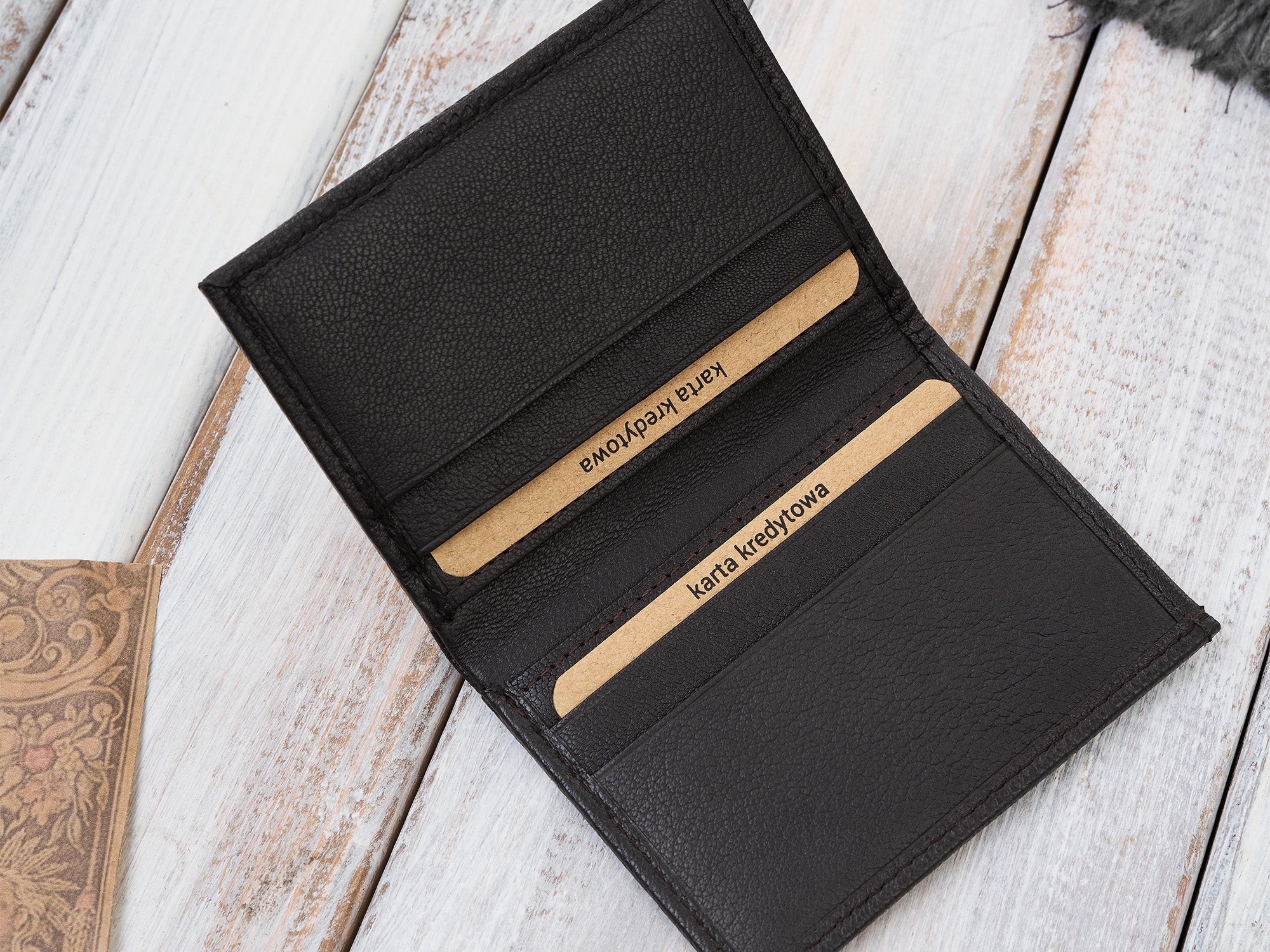 7ce7ea56f3bbd3cca5f51e9372d56184