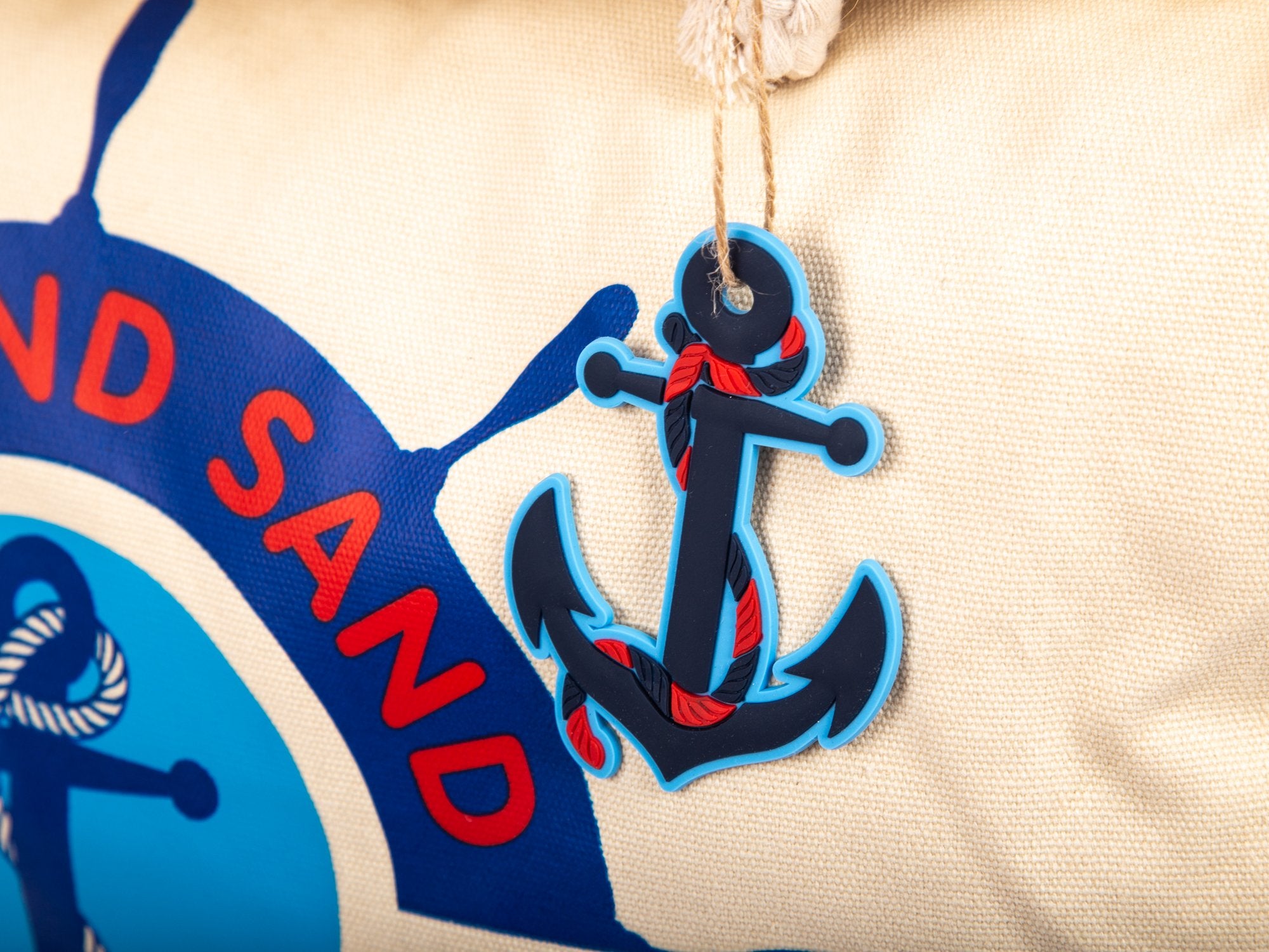 4275b6eeaf8a7deecc40e3a06fc982b6