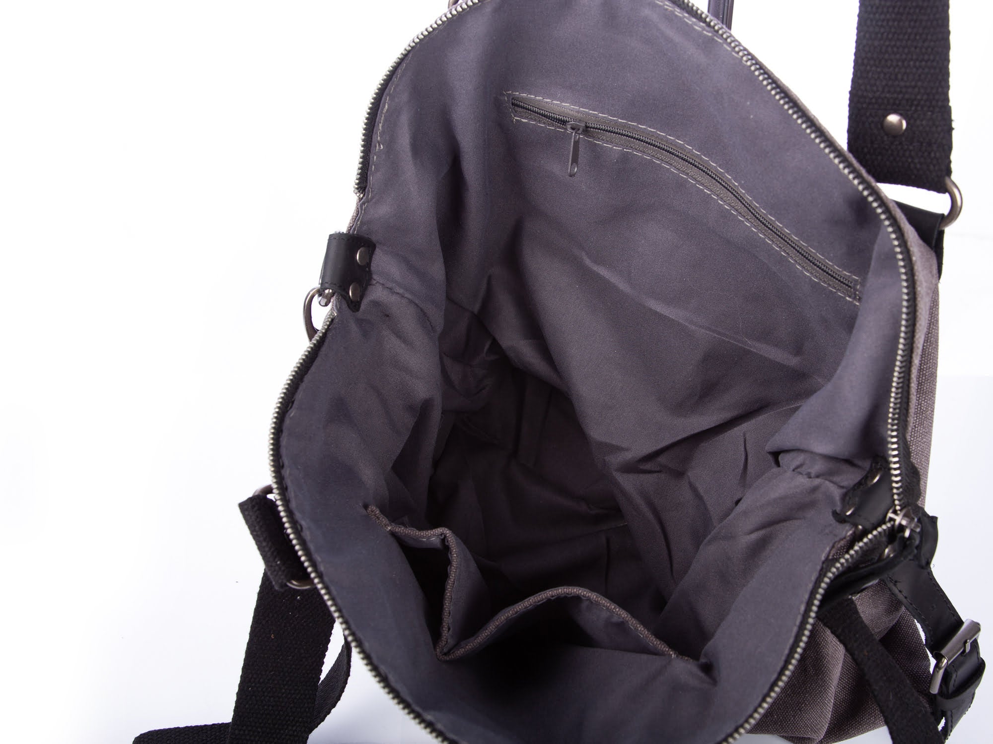 3d9933033d84ed1cb2ed044369eb1831