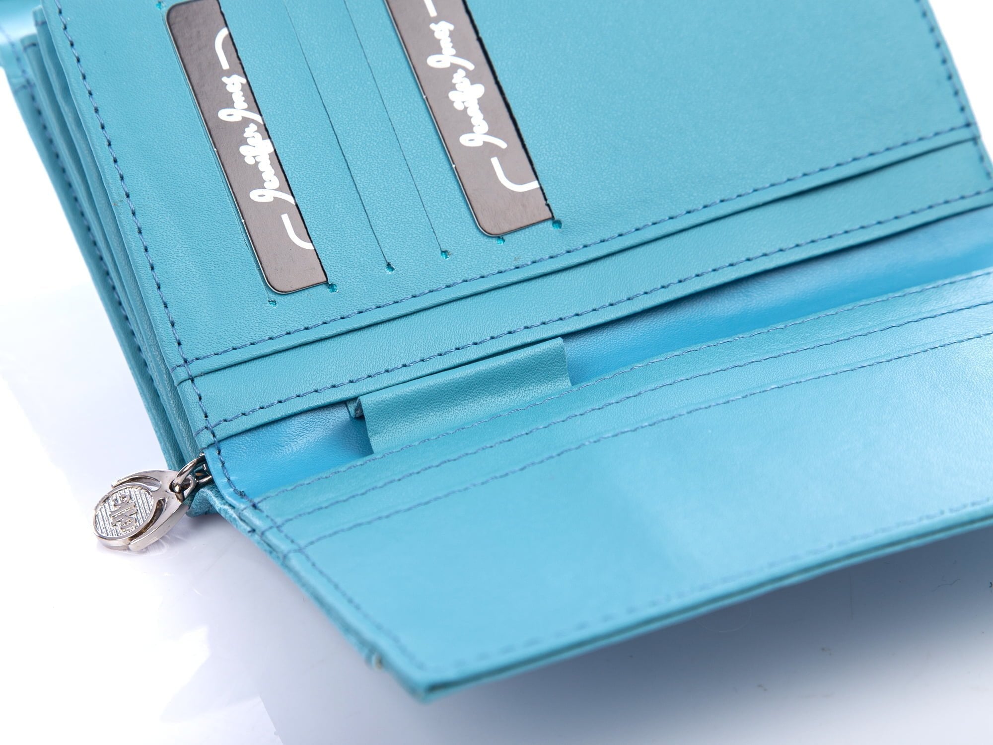 a265a0ea2287c40683d8698de28c4f27