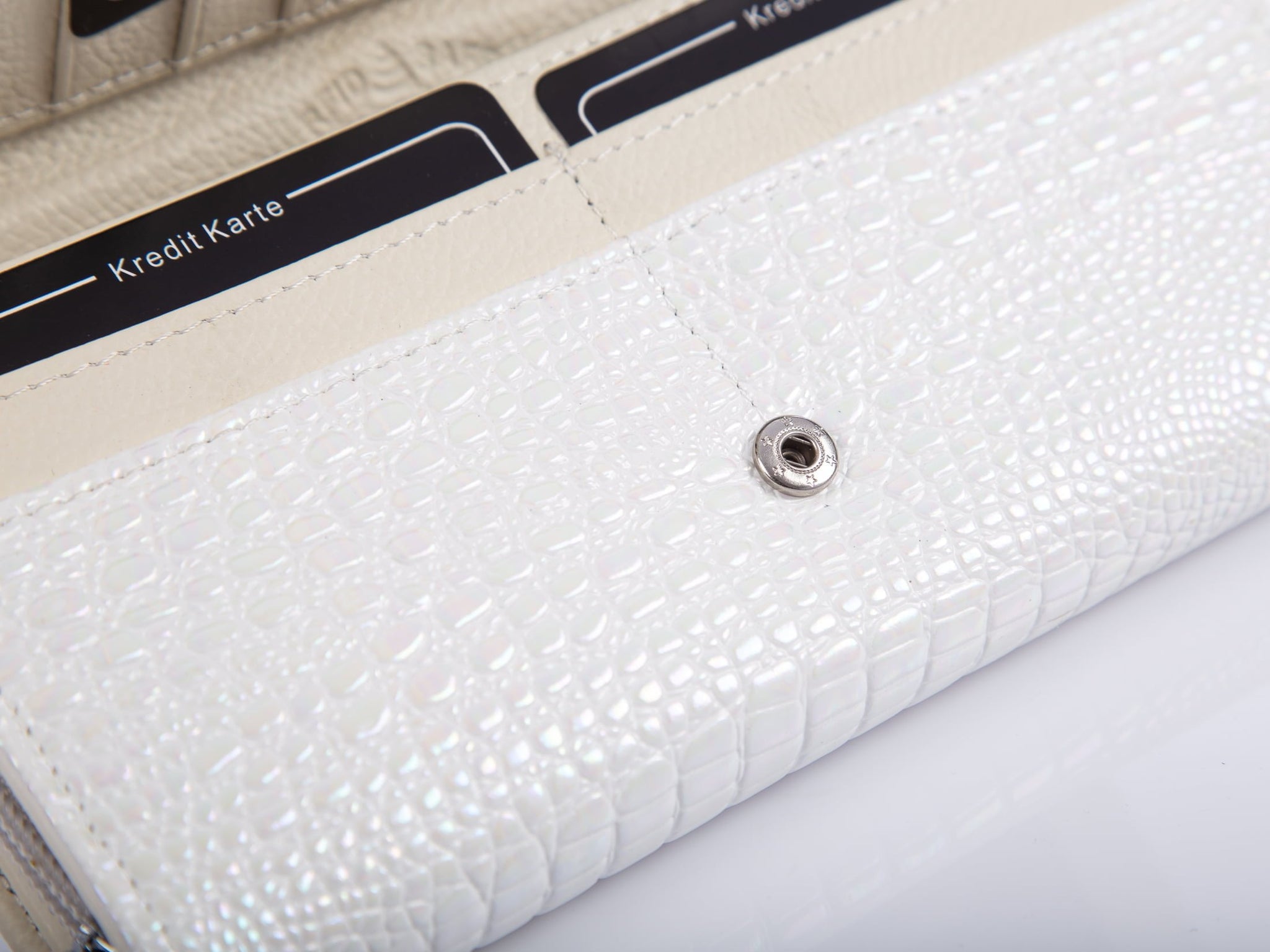 6e250331f4cb923af6ca1783a9b703cf