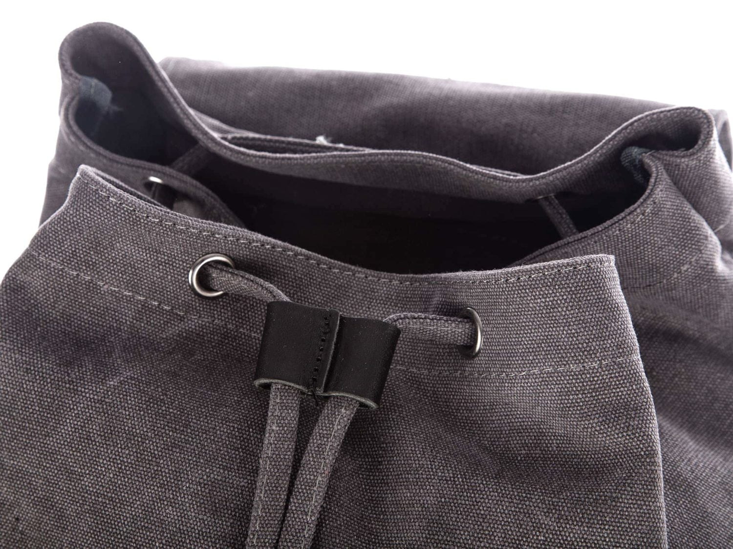 b7ad83dd80e43938bad0d7cc1eb0b6d3