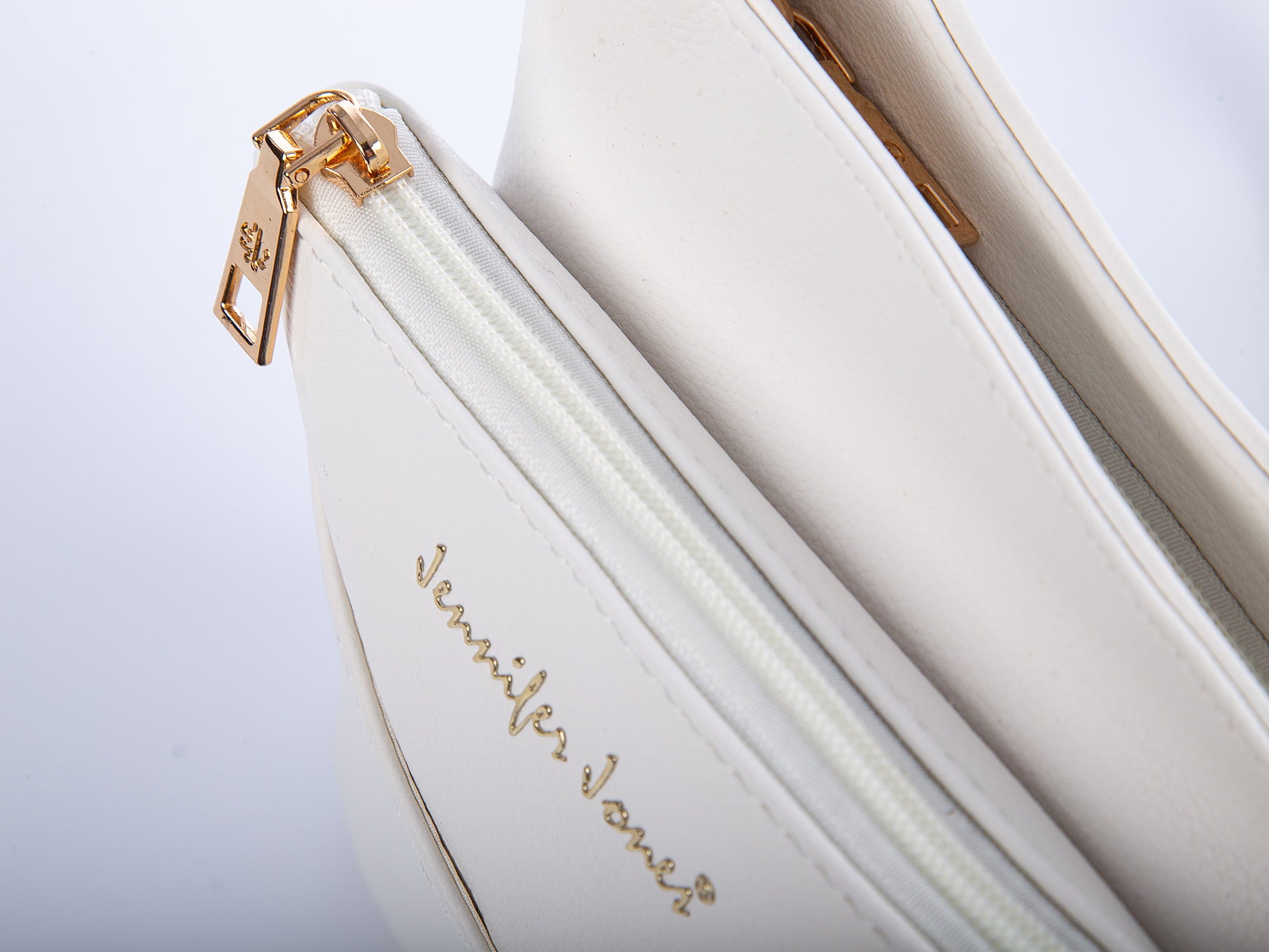 fd44585a34ae5b4b2f298ac209494dd9