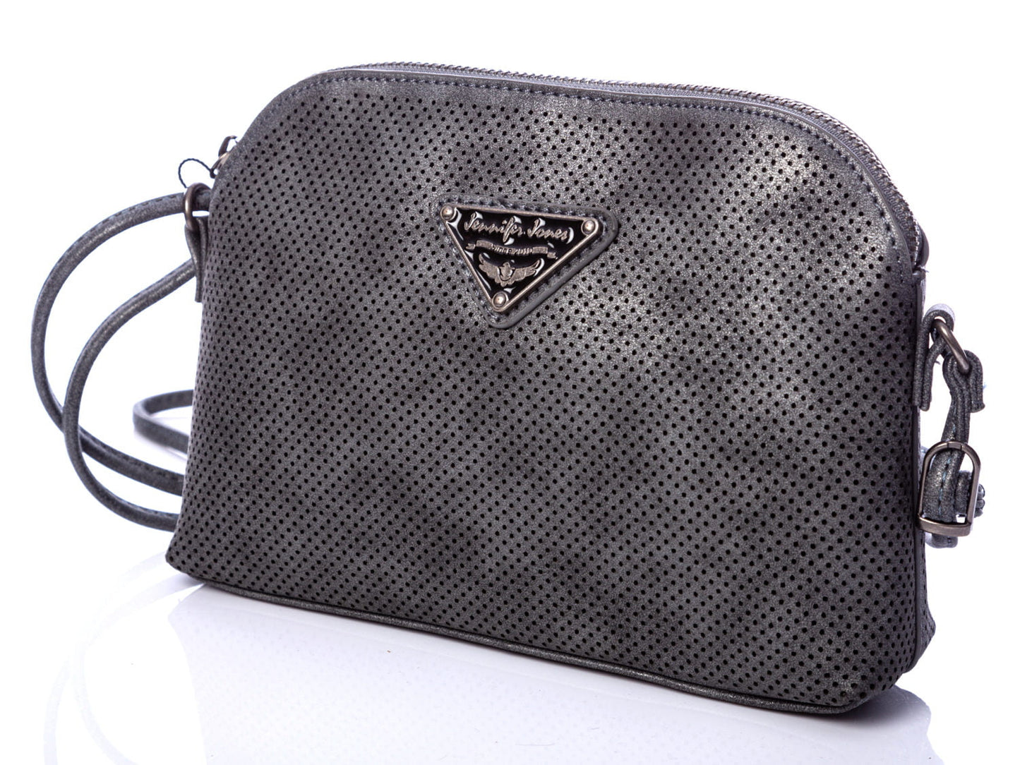 d3b0d6ff27981c1df2aca75a4e4bd88c