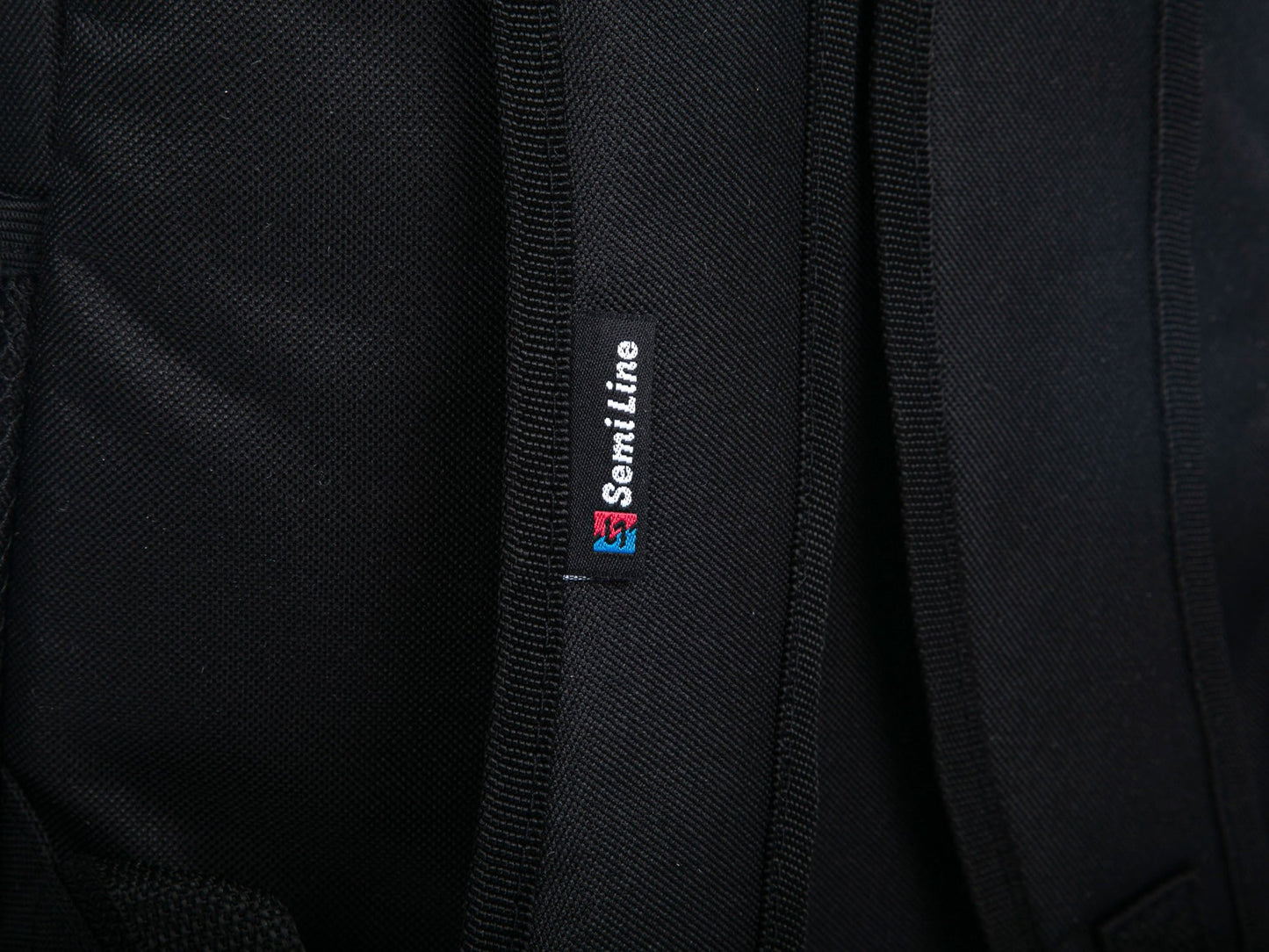 d6f2ad540f03321068ad09c0bb64f3ca