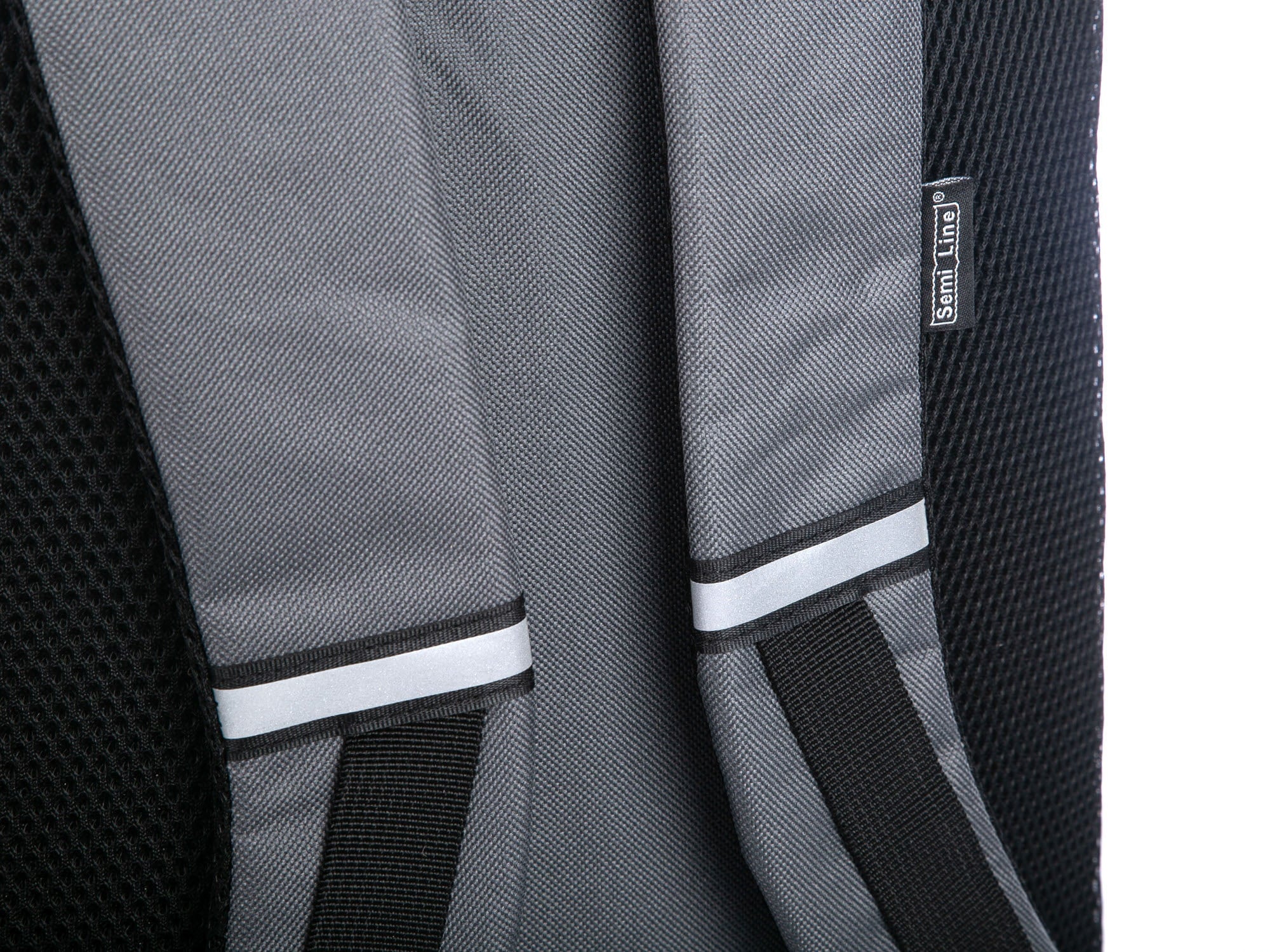 7431d674d18bd6d90289bc91afa4618d