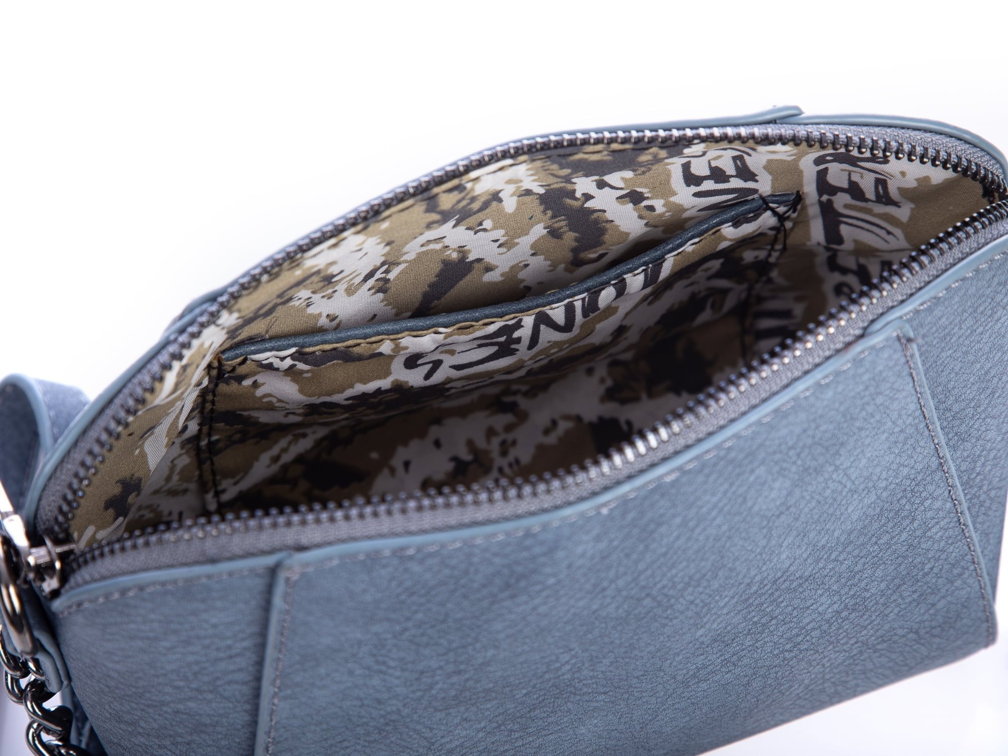 a30765325ac87f4d27032639ff982a8c