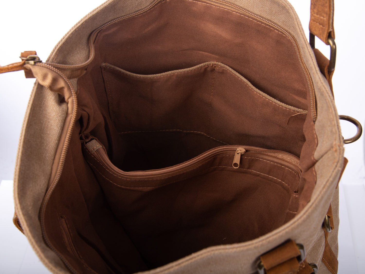 e6afca8e18b9c748e76e020fb4d25429