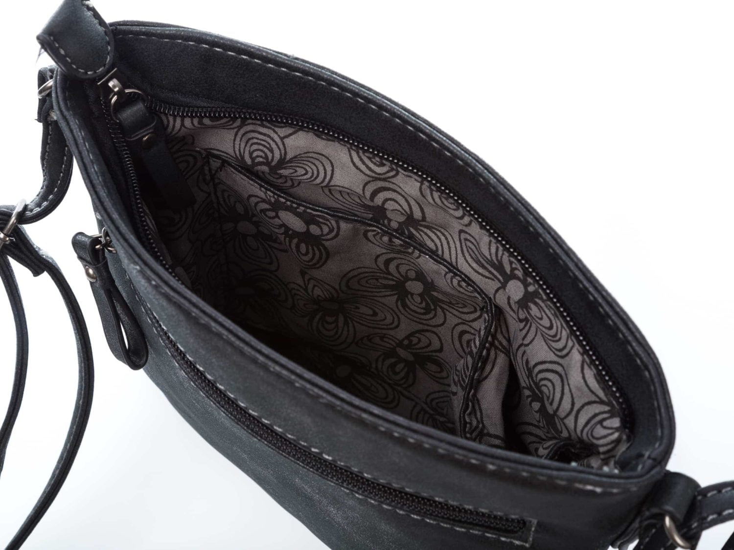 4cdb1b116152b44d3cbfd0dccf5bdabe