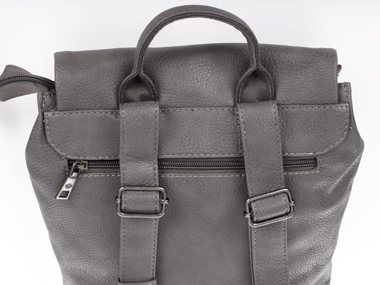 7e315667df7e7cbf86e1b72a178b0ce7