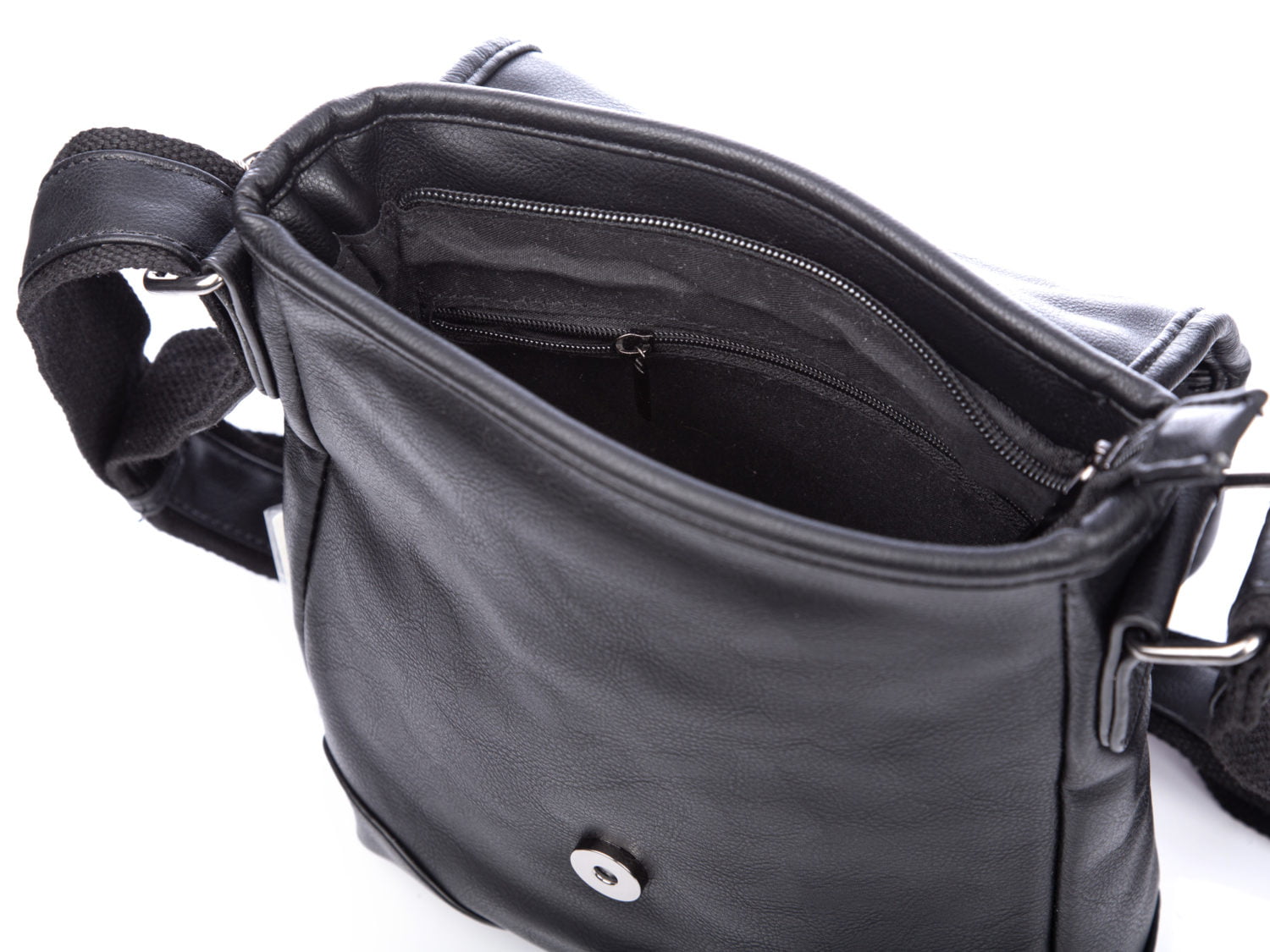 d9e7d1673bca5f3adfd11434f3479360