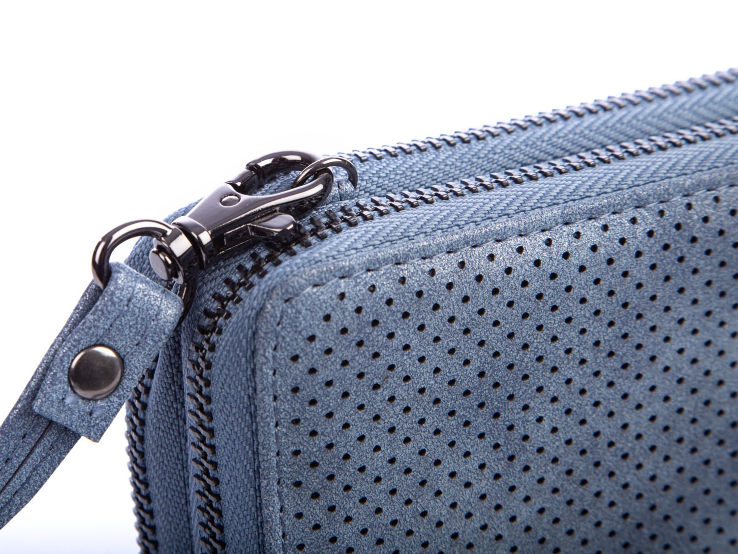 95085ef7cf243e11d61f4c40a4f88151