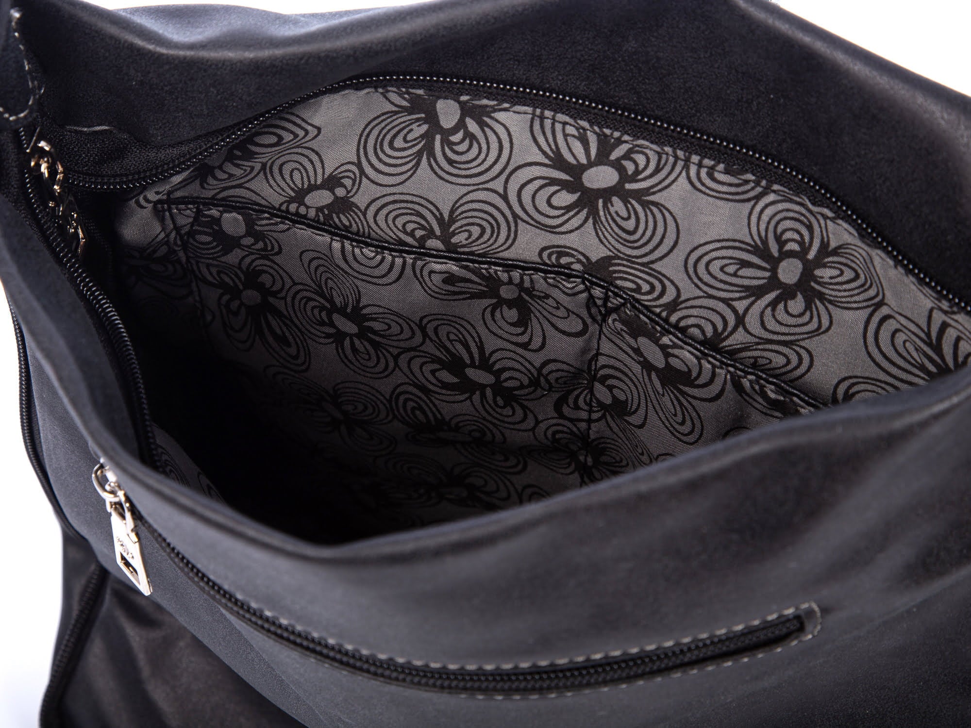 62b8b80bda38e1768d37b7cae1f35bde