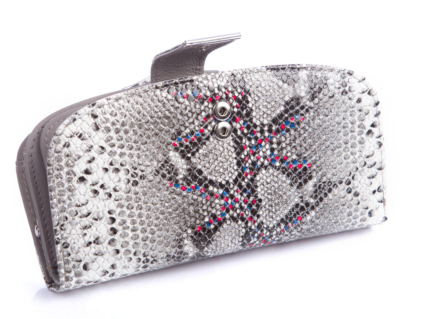 2228010cd3fb63eef577aef9b13b9f77