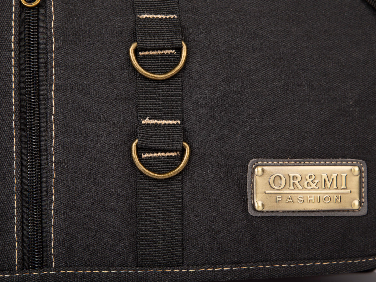 99505eed6158f92082b0d171cb10e559