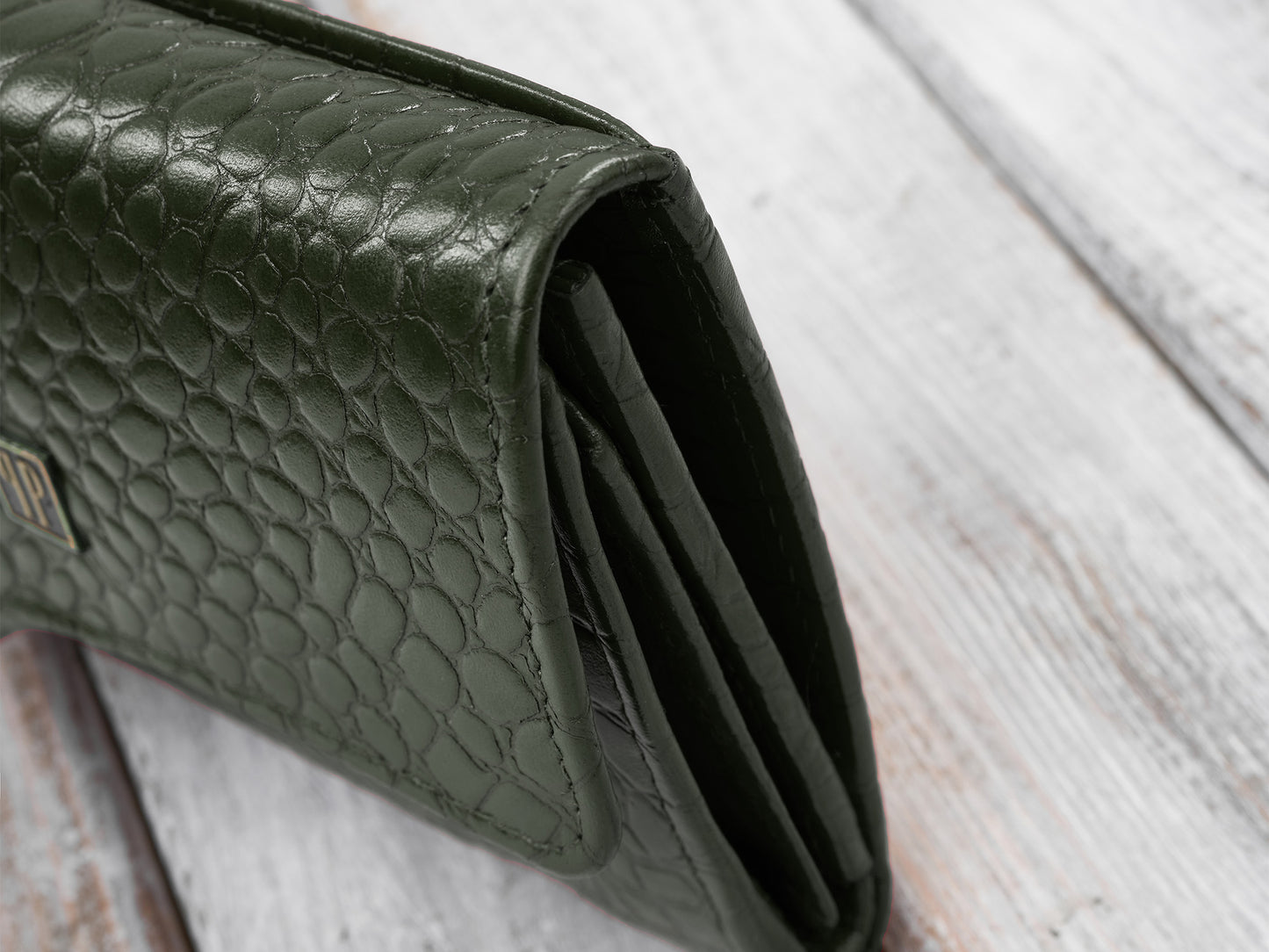 90d232162210061eb1ff0aa62e9877f3