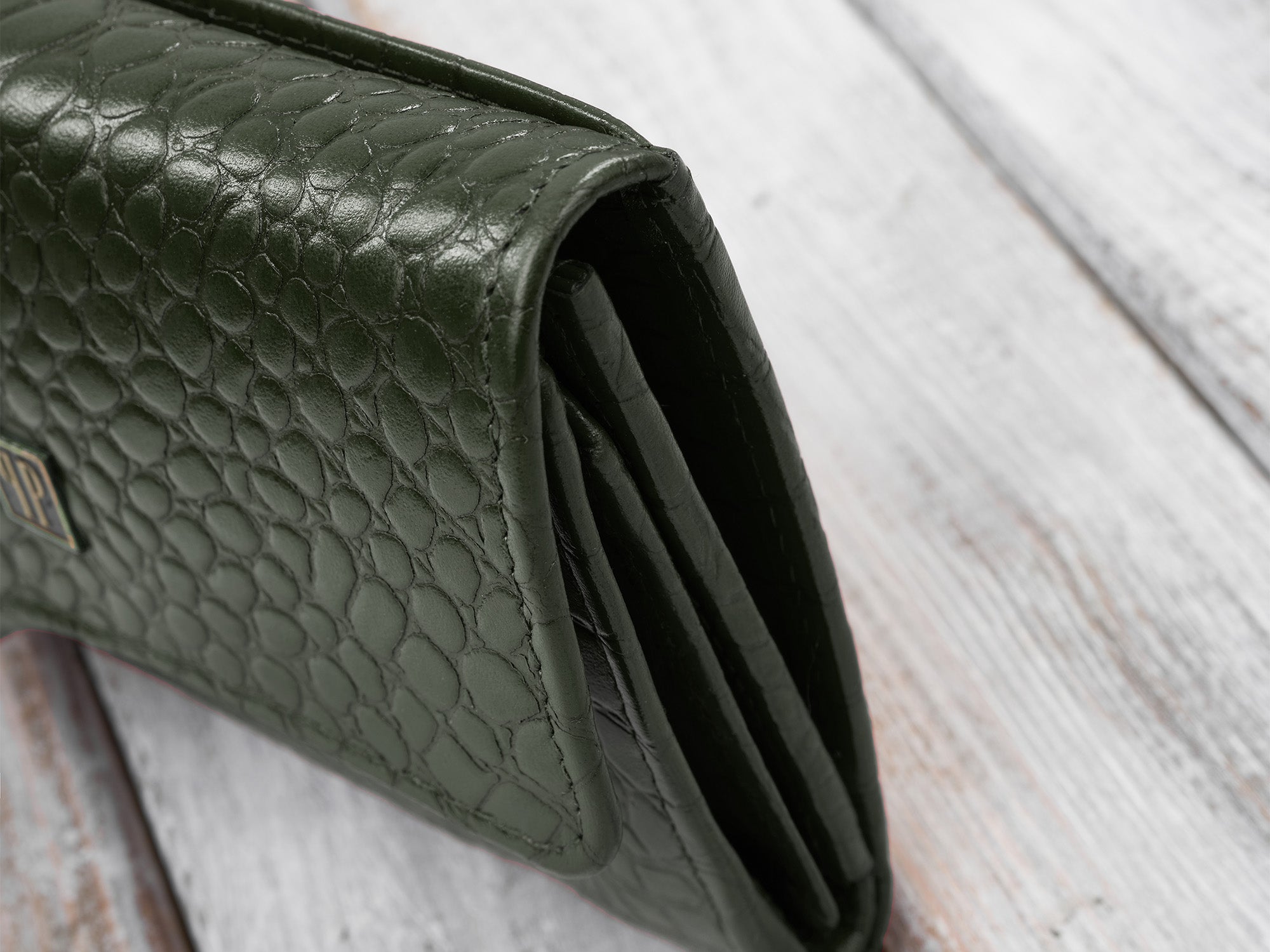 90d232162210061eb1ff0aa62e9877f3