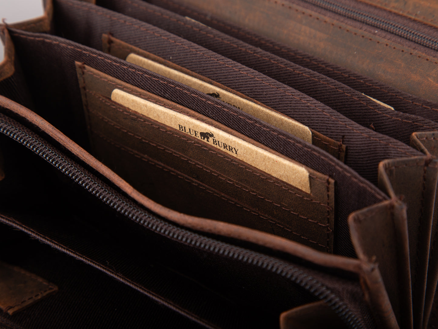 020e1e375856216bdfebab98911ab125