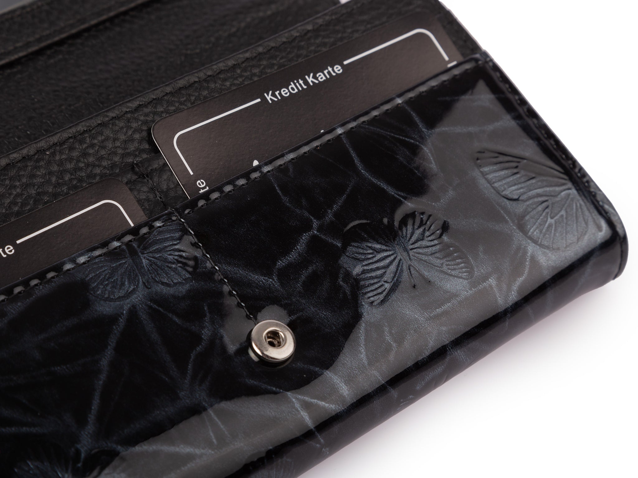 24c91eee0d9118d7bfead2135d3755f3