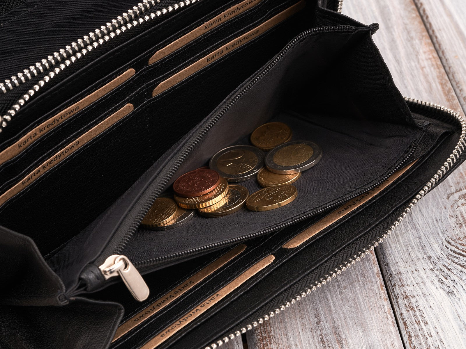 cd7b46a52040ebd93efde92c88e76ff5