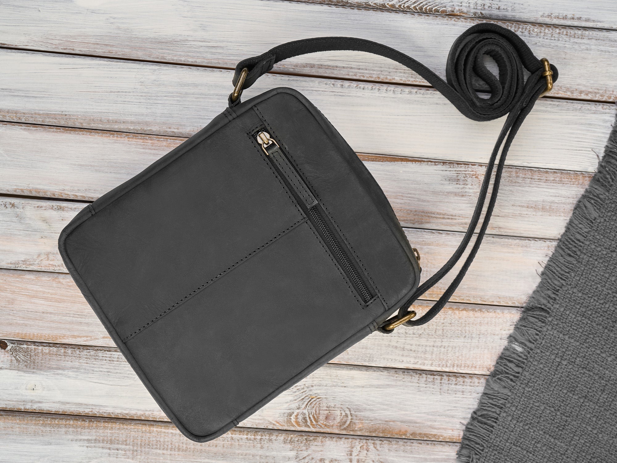 0d9a9ac63ff73aa2c56c787e0ad7b96c