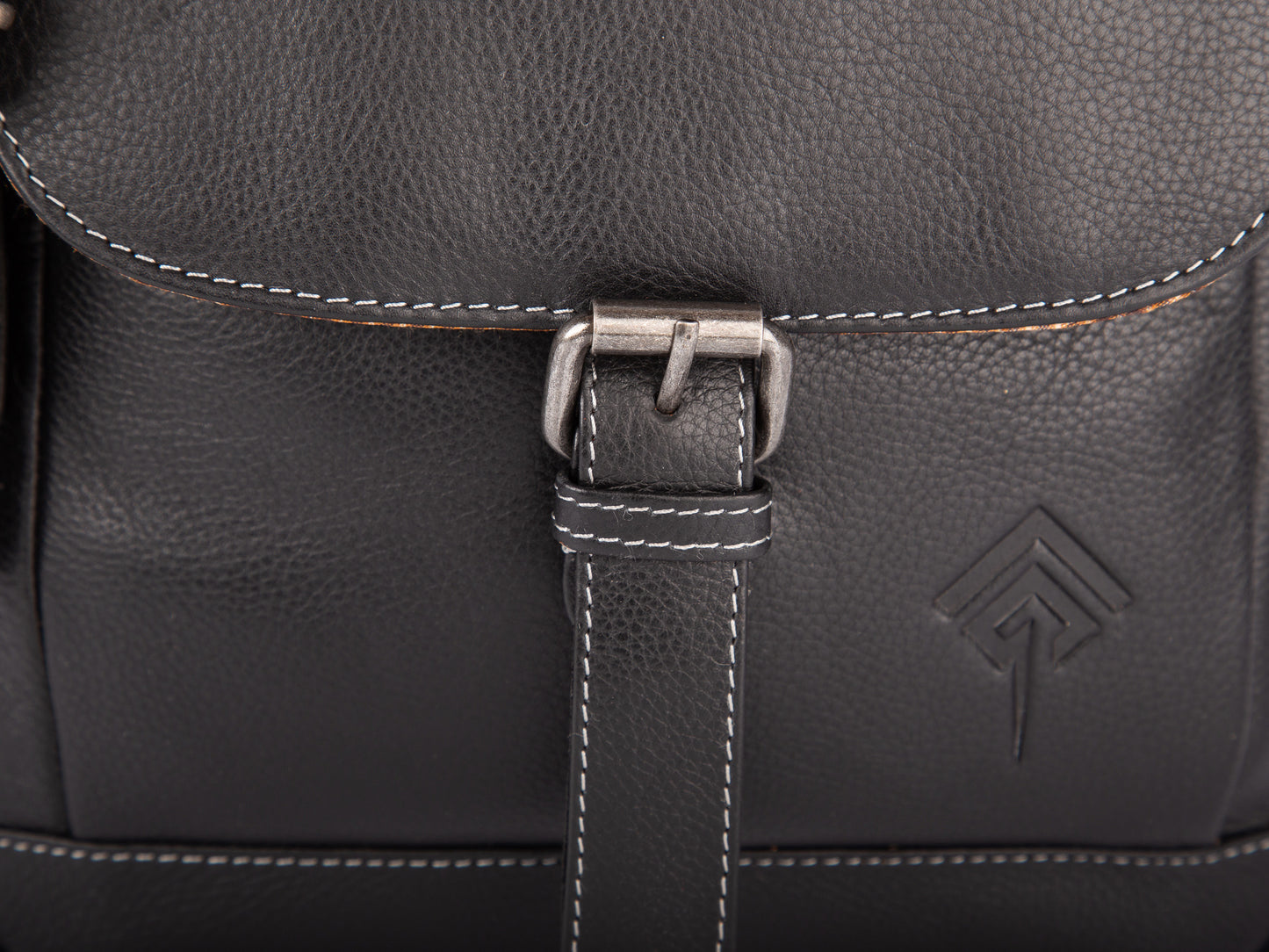 9696912a1590e35e88698847cff453e3