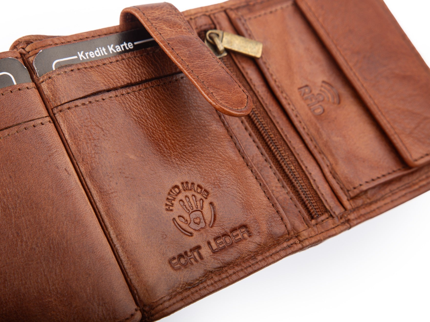 94e9dae974e851e934f8e0a6dd4421af